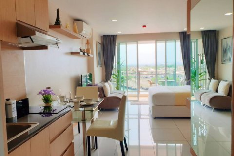 Condo in Bang Lamung, Thailand, 1 bedroom  № 165498 - photo 8