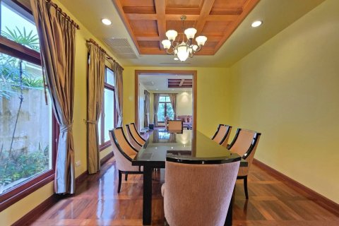 Casa de 2 dormitorios en Pattaya, Tailandia № 155268 - foto 13
