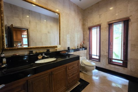Casa de 2 dormitorios en Pattaya, Tailandia № 155268 - foto 19