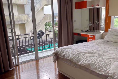 Maison à Min Buri, Bangkok, Thaïlande 4 chambres № 54949 - photo 9
