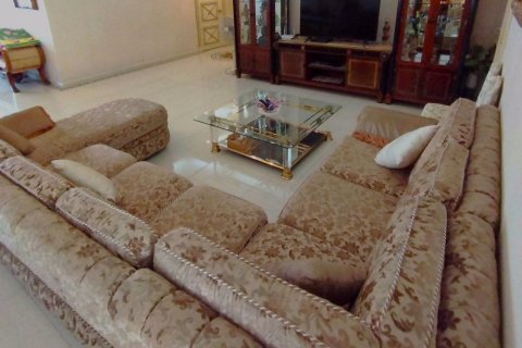 Condominio de 4 dormitorios en Khlong San, Bangkok, Tailandia № 54952 - foto 4