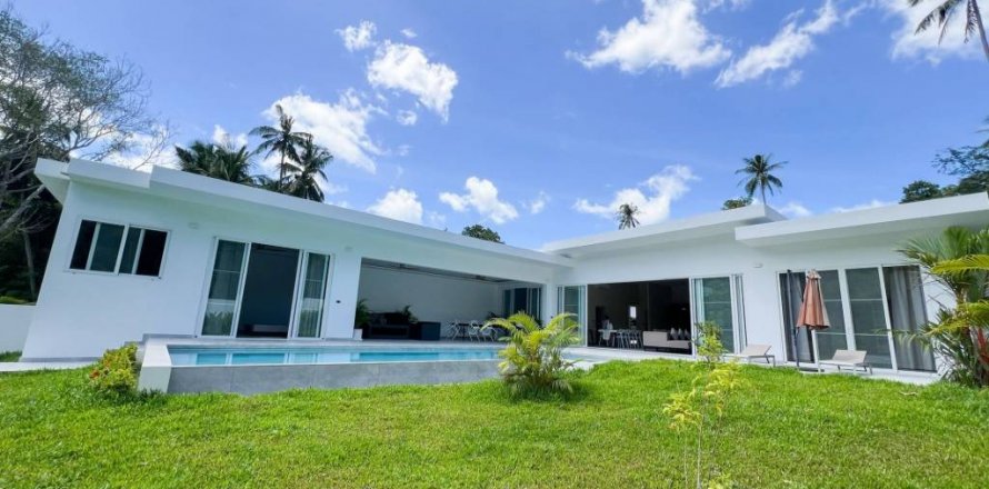 Villa in Surat Thani, Thailand 4 bedrooms № 135256