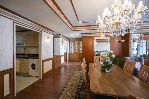 Condominio de 2 dormitorios en Bangkok, Tailandia № 157710 - foto 15