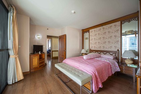 Condominio de 2 dormitorios en Bangkok, Tailandia № 157710 - foto 17