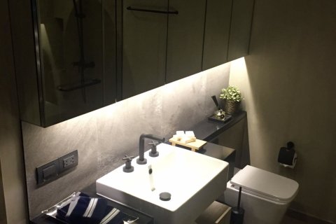 Condominio de 2 dormitorios en Bangkok, Tailandia № 157711 - foto 8
