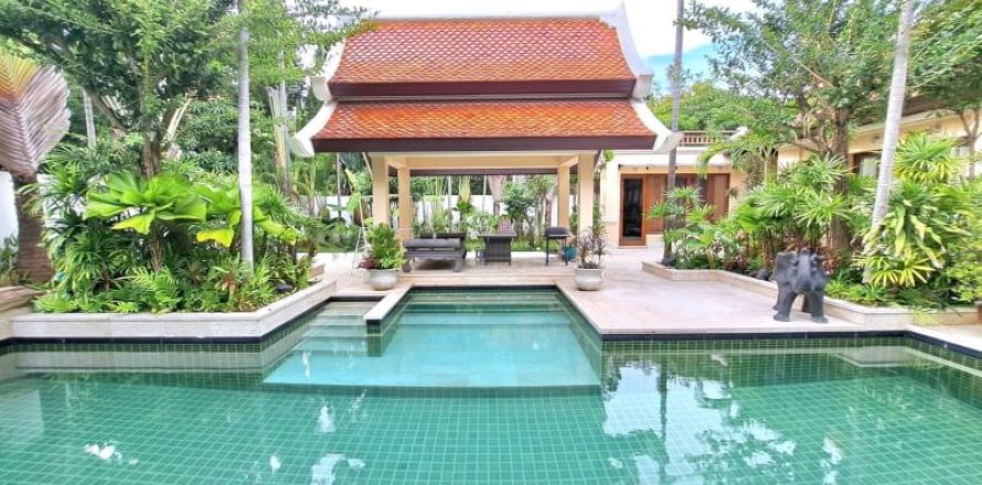 Casa de 5 dormitorios en Pattaya, Tailandia № 157714