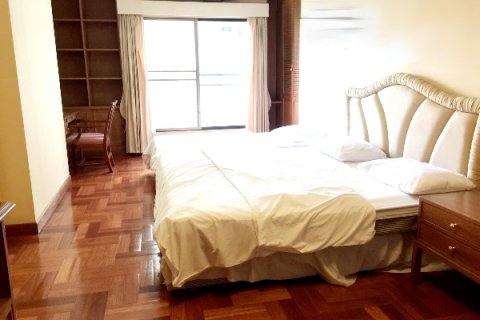 Condominio de 2 dormitorios en Bangkok, Tailandia № 157709 - foto 7