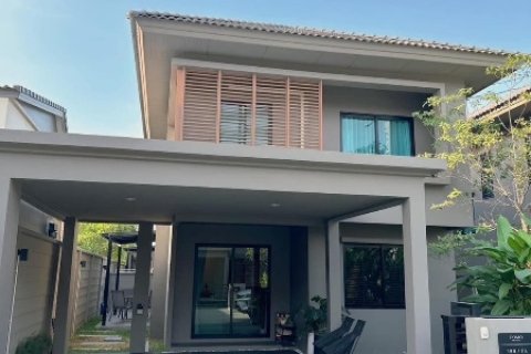 Casa de 4 dormitorios en Bangkok, Tailandia № 157708 - foto 5