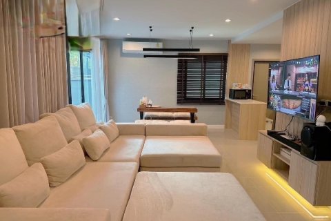 Casa de 4 dormitorios en Bangkok, Tailandia № 157708