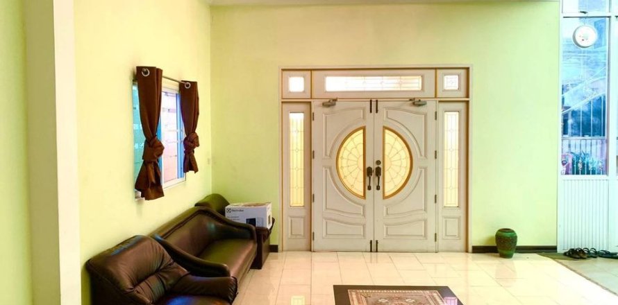 Casa de 2 dormitorios en Bangkok, Tailandia № 157712