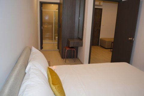 Estudio en el condominio en Bang Na, Bangkok, Tailandia № 159449 - foto 3