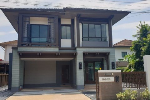 Casa de 3 dormitorios en Bang Khen, Bangkok, Tailandia № 149088 - foto 2