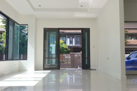 Casa de 3 dormitorios en Bang Khen, Bangkok, Tailandia № 149088 - foto 6