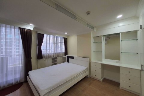 Condominio de 3 dormitorios en Watthana, Bangkok, Tailandia № 47533 - foto 16
