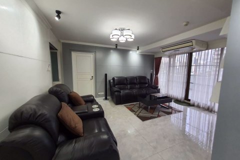 Condominio de 3 dormitorios en Watthana, Bangkok, Tailandia № 47533 - foto 24