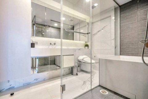 Condominio de 2 dormitorios en Bangkok, Tailandia № 116998 - foto 8