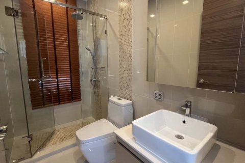 Condo in Watthana, Bangkok, Thailand, 2 bedrooms № 200920 - photo 3