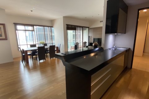 Condominio de 2 dormitorios en Watthana, Bangkok, Tailandia № 200921 - foto 11