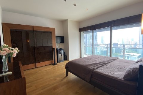 Condominio de 2 dormitorios en Watthana, Bangkok, Tailandia № 200921 - foto 8