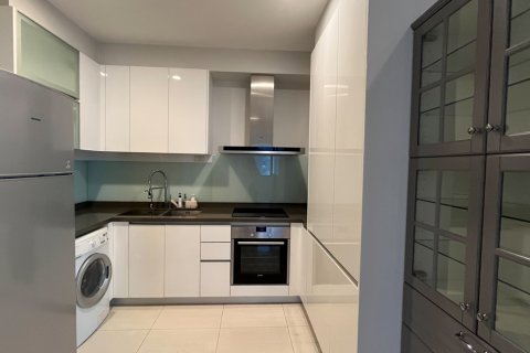 Condominio de 3 dormitorios en Watthana, Bangkok, Tailandia № 200919 - foto 10