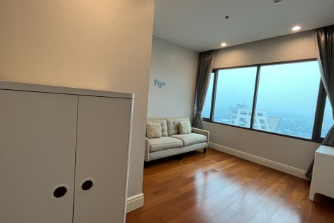 Condominio de 3 dormitorios en Watthana, Bangkok, Tailandia № 200919 - foto 8