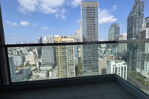 Condominio de 2 dormitorios en Watthana, Bangkok, Tailandia № 200918 - foto 2
