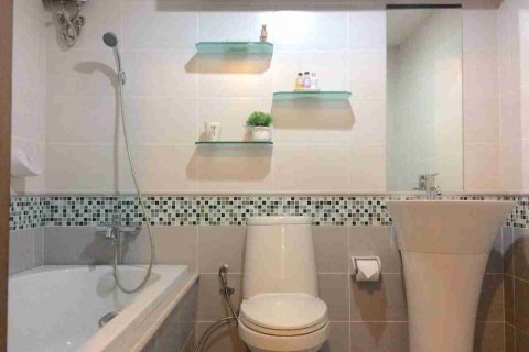 Condominio de 1 dormitorio en Bangkok, Tailandia № 183628 - foto 6