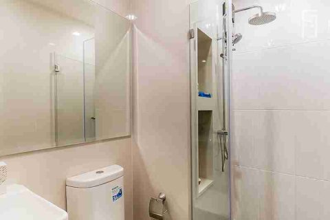 Condominio de 1 dormitorio en Phaya Thai, Bangkok, Tailandia № 183633 - foto 4