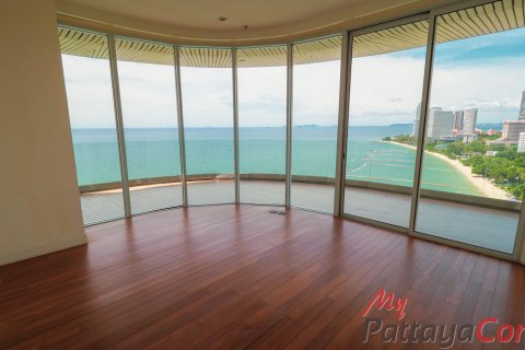 Condominio de 4 dormitorios en Pattaya, Tailandia № 32258 - foto 9