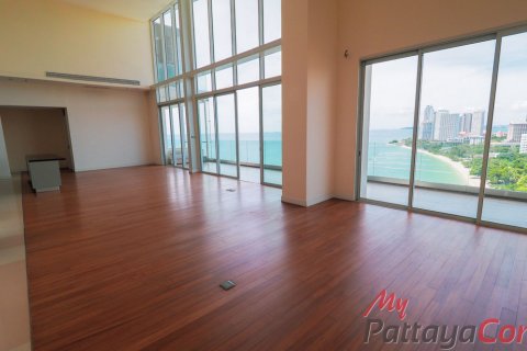 Condominio de 4 dormitorios en Pattaya, Tailandia № 32258 - foto 21