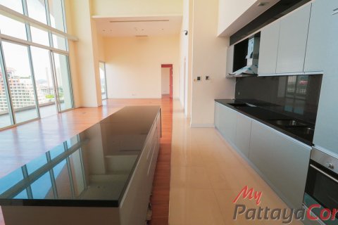 Condominio de 4 dormitorios en Pattaya, Tailandia № 32258 - foto 6