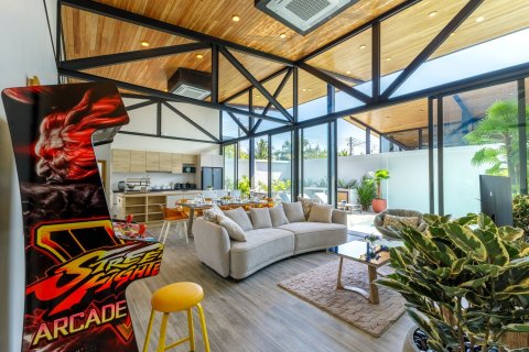 Chalet de 4 dormitorios en Phuket, Tailandia № 170583