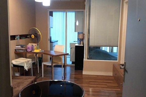 Estudio en el condominio en Phra Khanong, Bangkok, Tailandia № 170581 - foto 7