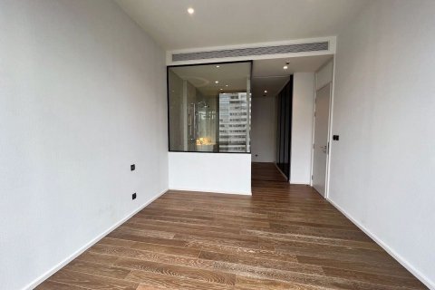 Condo à Bangkok, Thaïlande, 1 chambre à Muniq Langsuan  № 50794