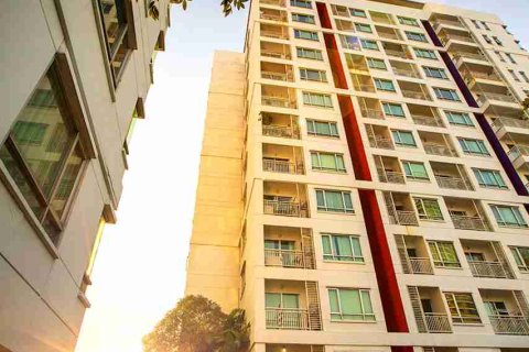 Condominio de 1 dormitorio en Bangkok, Tailandia № 183497 - foto 3