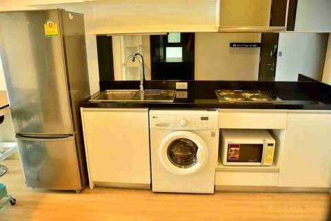 Condominio de 2 dormitorios en Bangkok, Tailandia № 183496 - foto 9