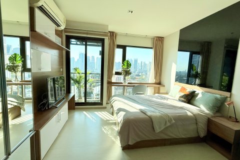 Estudio en el condominio en Khlong Toei, Bangkok, Tailandia № 170471 - foto 7