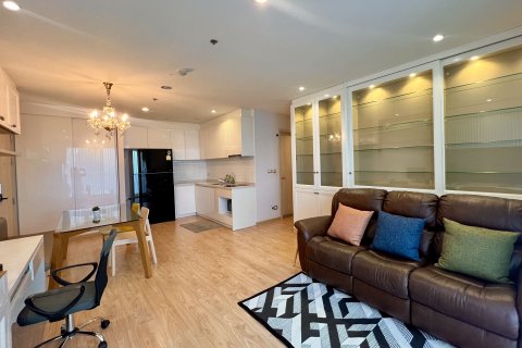 Condo in Khlong Toei, Bangkok, Thailand, 2 bedrooms № 160515 - photo 3