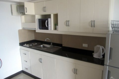 Condominio de 1 dormitorio en Pattaya, Tailandia № 204396 - foto 4
