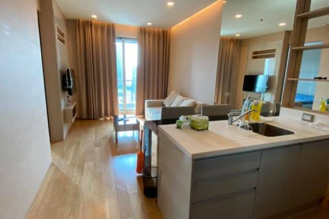 Eigentumswohnung in Bangkok, Thailand, 1 Schlafzimmer № 143404 - Foto 2