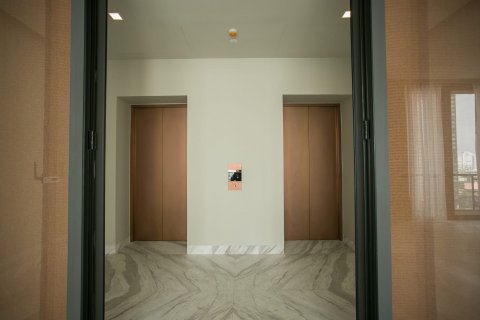 Condominio de 2 dormitorios en Bangkok, Tailandia № 143403 - foto 15