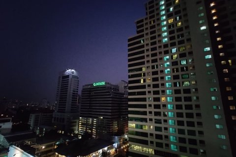 Condominio de 1 dormitorio en Bangkok, Tailandia № 143405 - foto 14