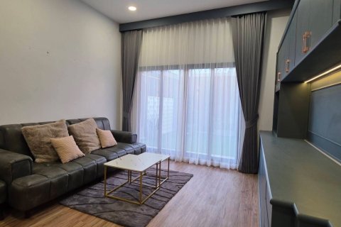 Chalet de 3 dormitorios en Pattaya, Tailandia № 160202 - foto 9