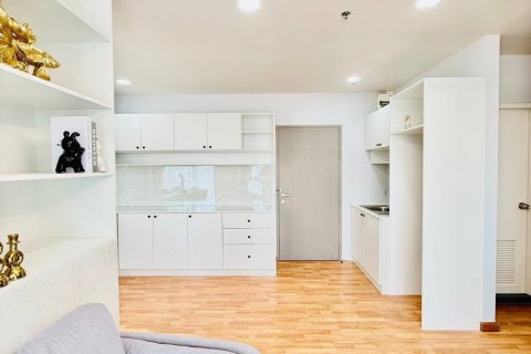 Apartamento de 3 habitaciones en Pattaya, Tailandia № 160201 - foto 9
