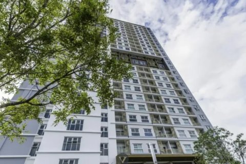 Apartamento de 3 habitaciones en Pattaya, Tailandia № 160201 - foto 11