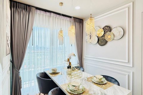 Apartamento de 3 habitaciones en Pattaya, Tailandia № 160201 - foto 3