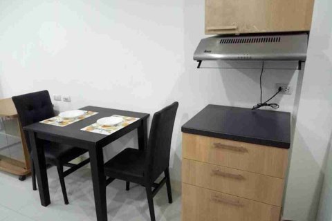 Condominio de 1 dormitorio en Bangkok, Tailandia № 208780 - foto 4