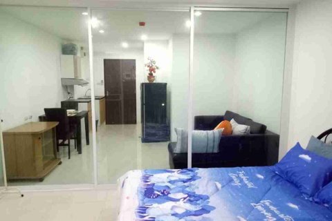 Condominio de 1 dormitorio en Bangkok, Tailandia № 208780 - foto 5