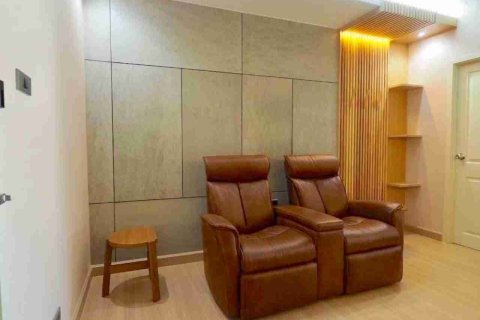 Condominio de 1 dormitorio en Thonburi, Bangkok, Tailandia № 208779 - foto 5