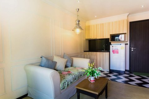 Condominio de 1 dormitorio en Jomtien Beach, Pattaya, Tailandia № 204524 - foto 2